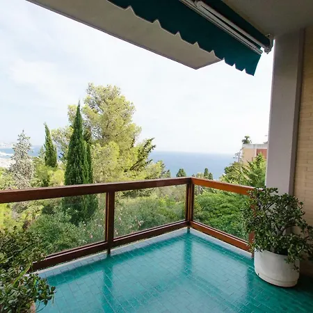 Luxury With Bay View Apartment *