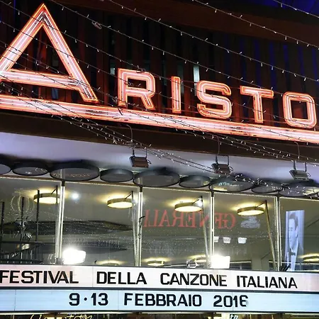 Luxury With Bay View Апартаменты Санремо