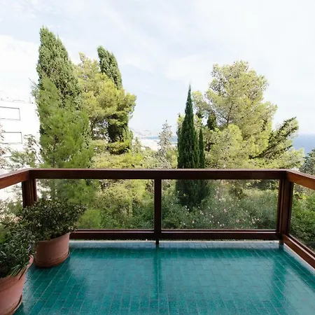 Διαμέρισμα Luxury With Bay View